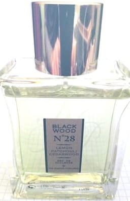 The Master Perfumer's Black Wood No 28 is a competent oud-lite with a heavy allergen load